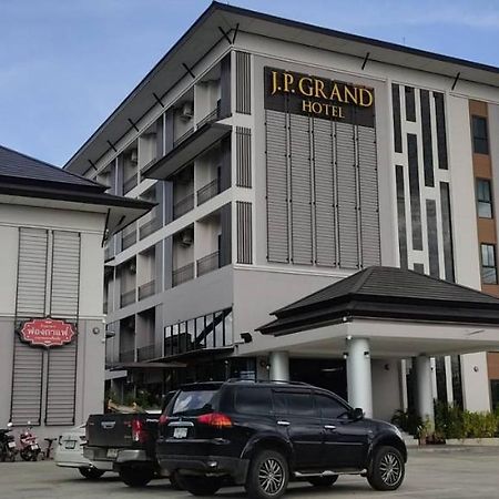 J.P.Grand Hotel Trat Buitenkant foto