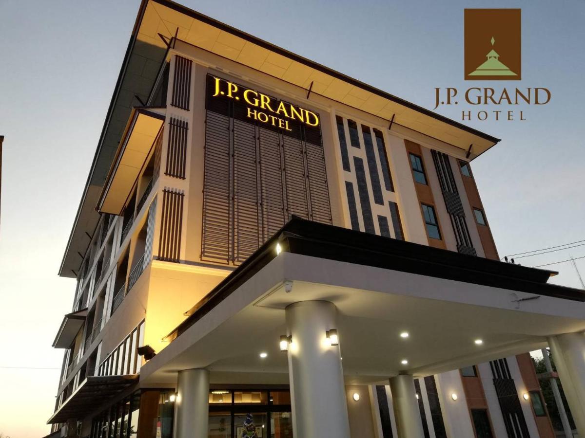 J.P.Grand Hotel Trat Buitenkant foto